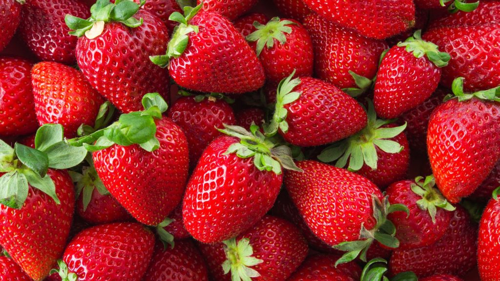Red strawberries strawberry wallpaper for laptop