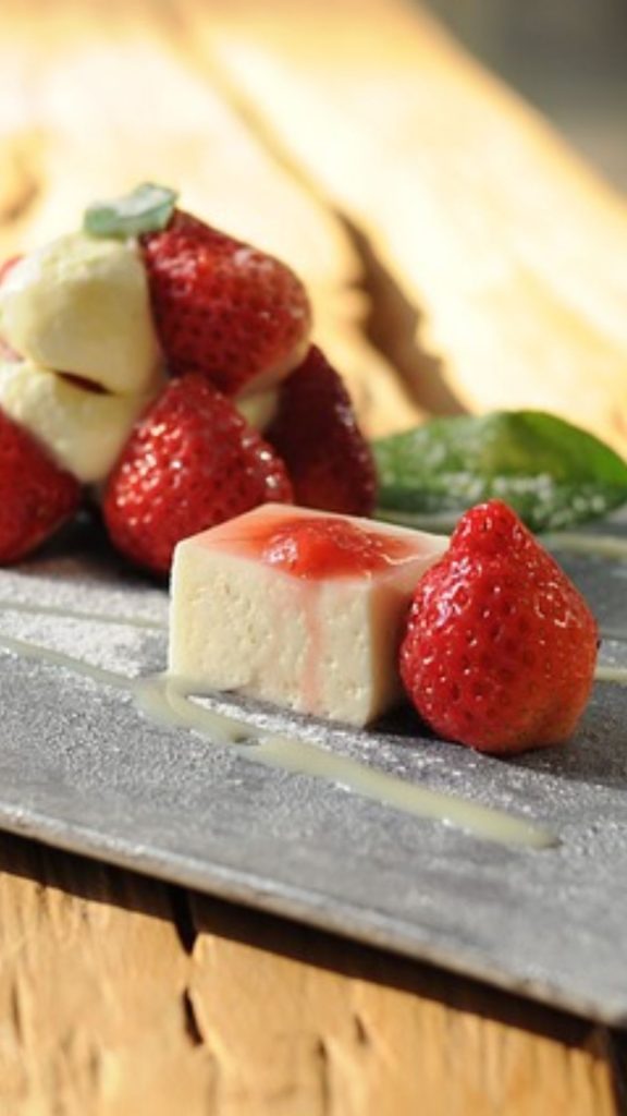 Red strawberries with ice cream strawberry phone wallpaper