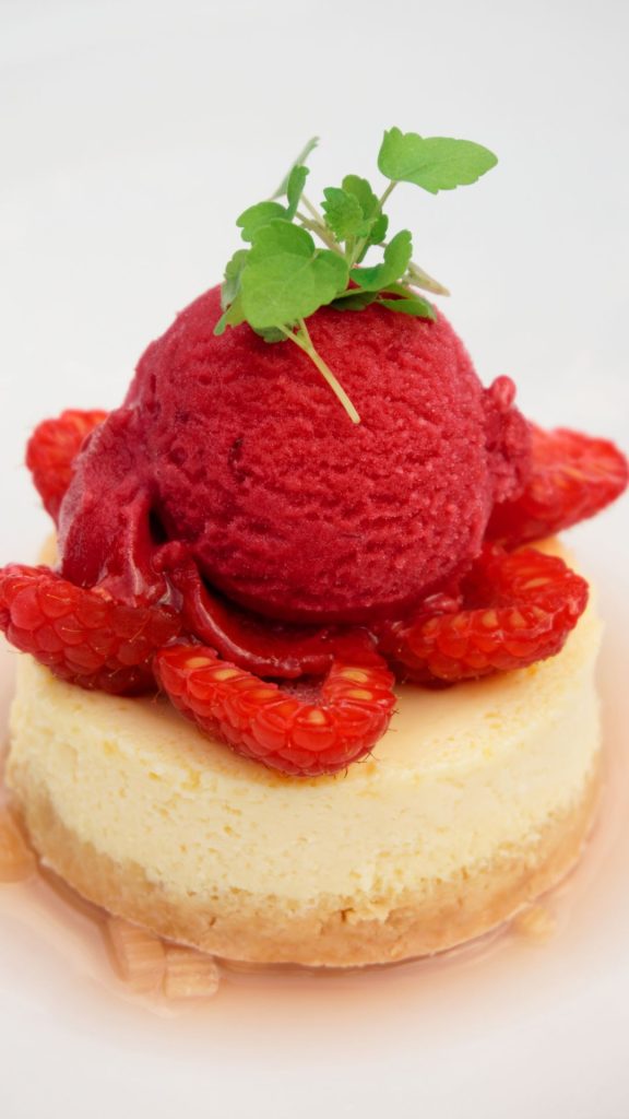 Cheesecake with strawberries and strawberry ice cream strawberry shortcake wallpaper