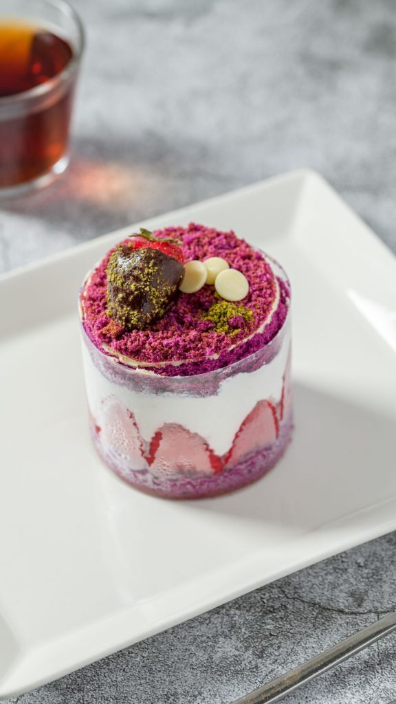 Shortcake truffle cup with nuts and strawberries strawberry shortcake wallpaper