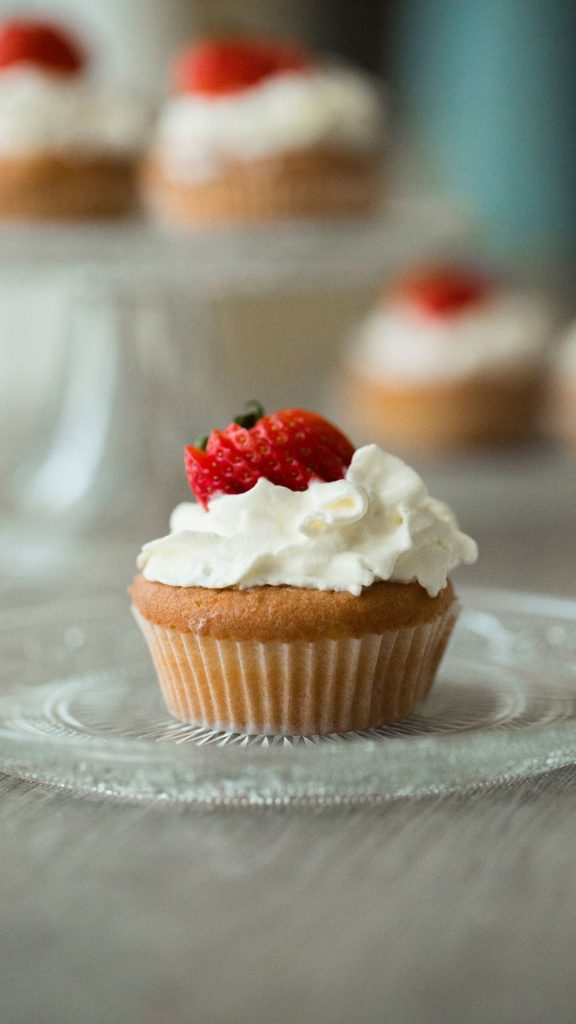 Tiny shortcake with cream and strawberries strawberry shortcake wallpaper