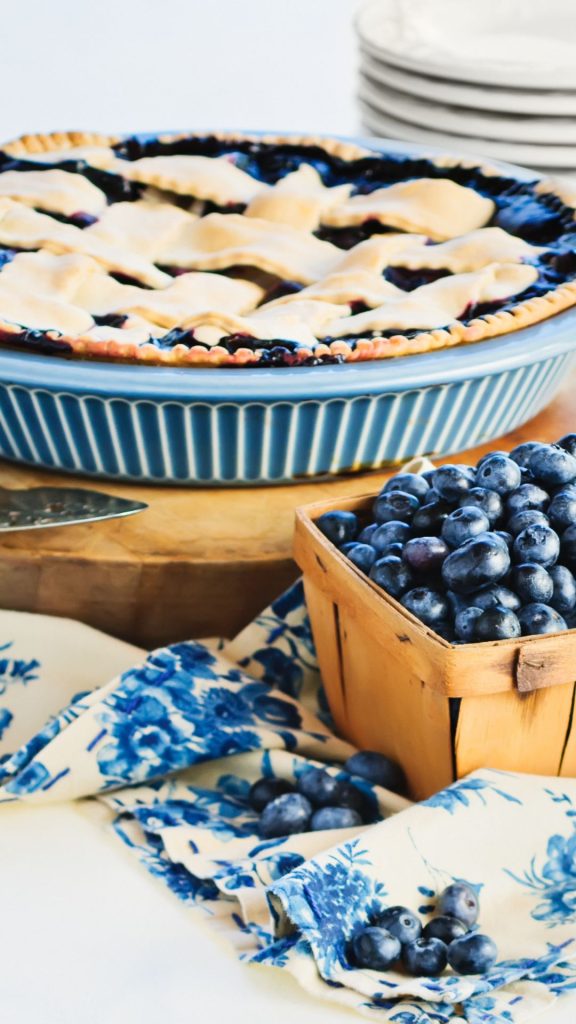 Aesthetic and sweet blueberry wallpaper