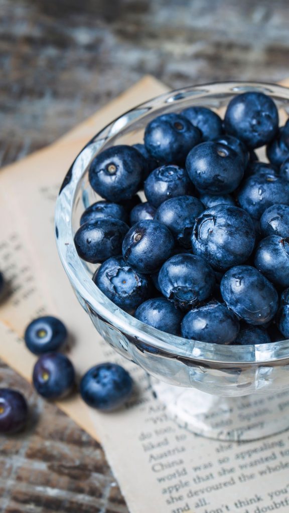 Bookstagram blueberry wallpaper