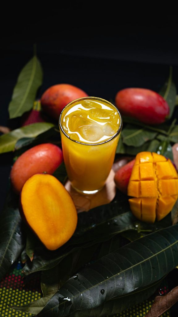 Fresh cocktail mango wallpaper