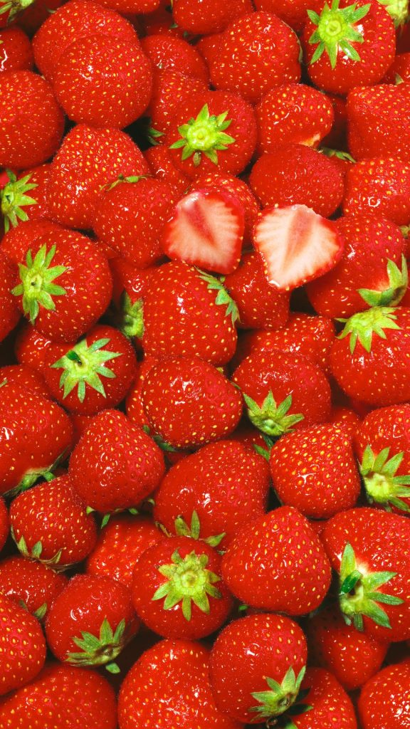 Fresh red strawberries beautiful strawberry wallpapers