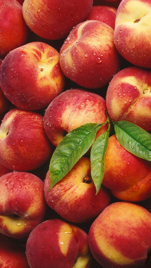 Fresh water drops peach wallpaper