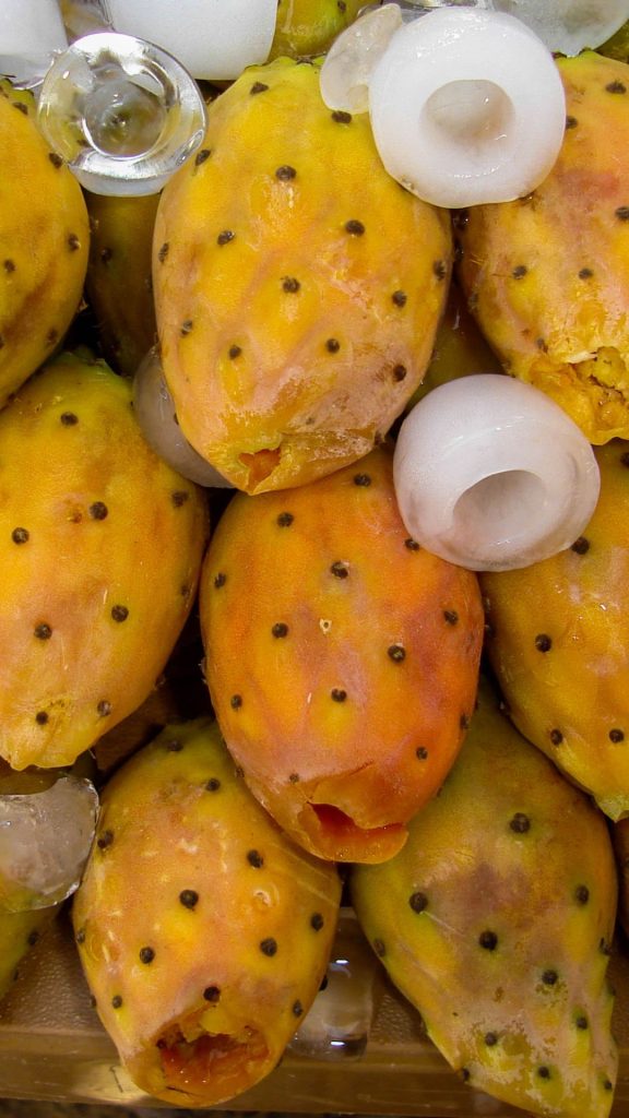 Icy yellow dragon fruit wallpaper