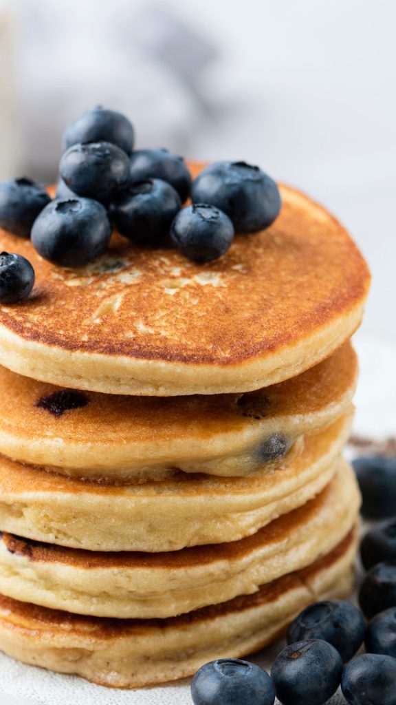 Pancake with blueberry wallpaper