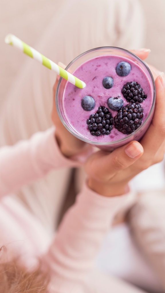 Purple blueberry wallpaper