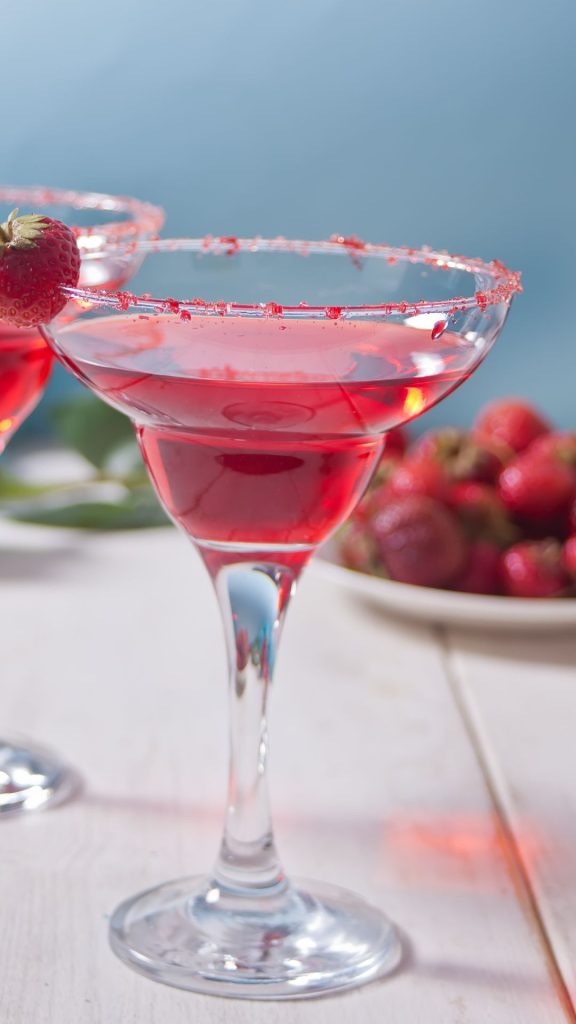 Strawberries with strawberry cocktail beautiful strawberry wallpapers