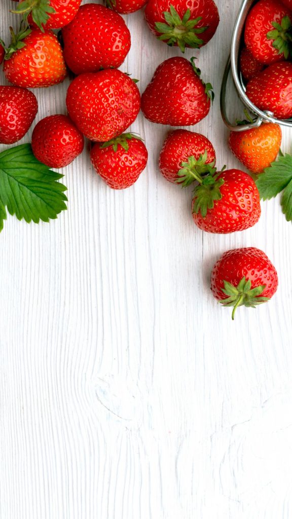 Strawberries with white wooden background beautiful strawberry wallpapers