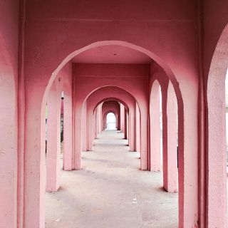 pink hallway preppy pfp