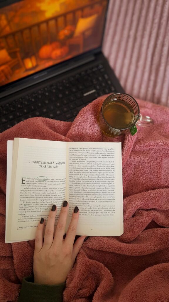 book vintage iphone wallpaper