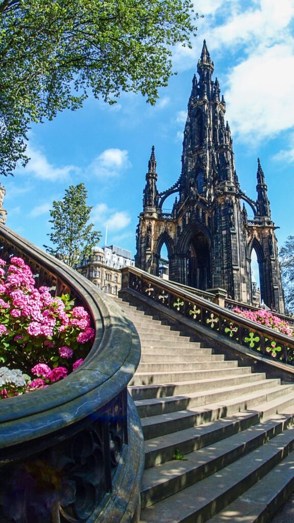 whimsical city vintage iphone wallpaper