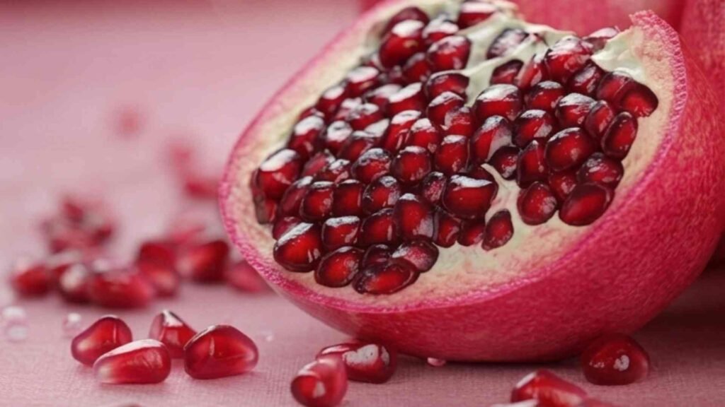 Beautiful pomegranate wallpaper with leaves